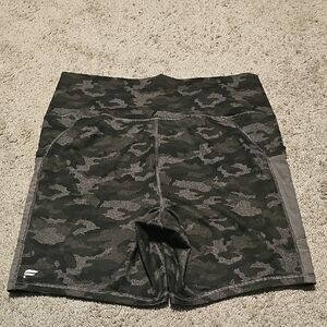 Fabletics On-The-Go PowerHold High-Waisted Short Charcoal Camo